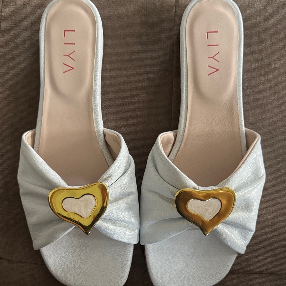 LIYA AMELIE BLANCO SLIPPERS size 37